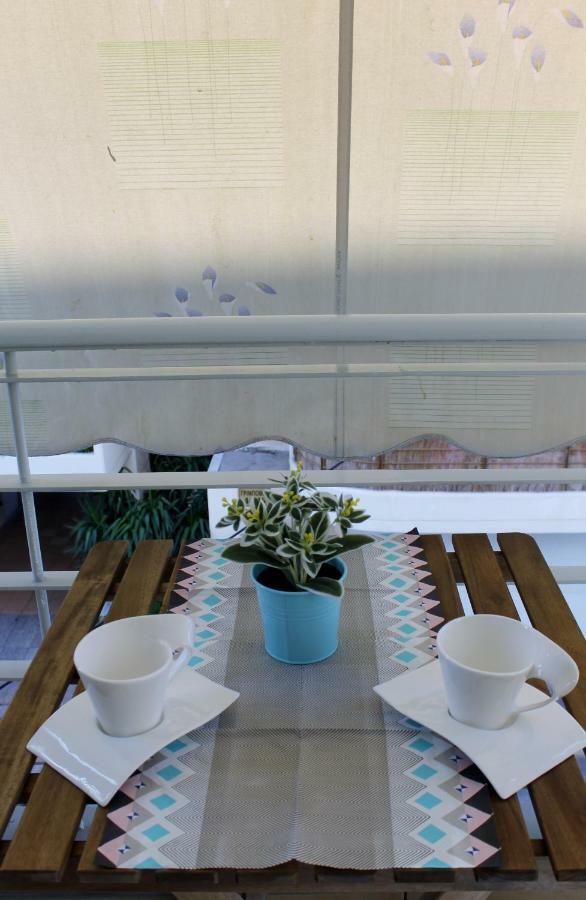 Cozy Studio Apartment In Pireus Екстер'єр фото