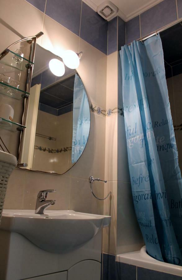Cozy Studio Apartment In Pireus Екстер'єр фото