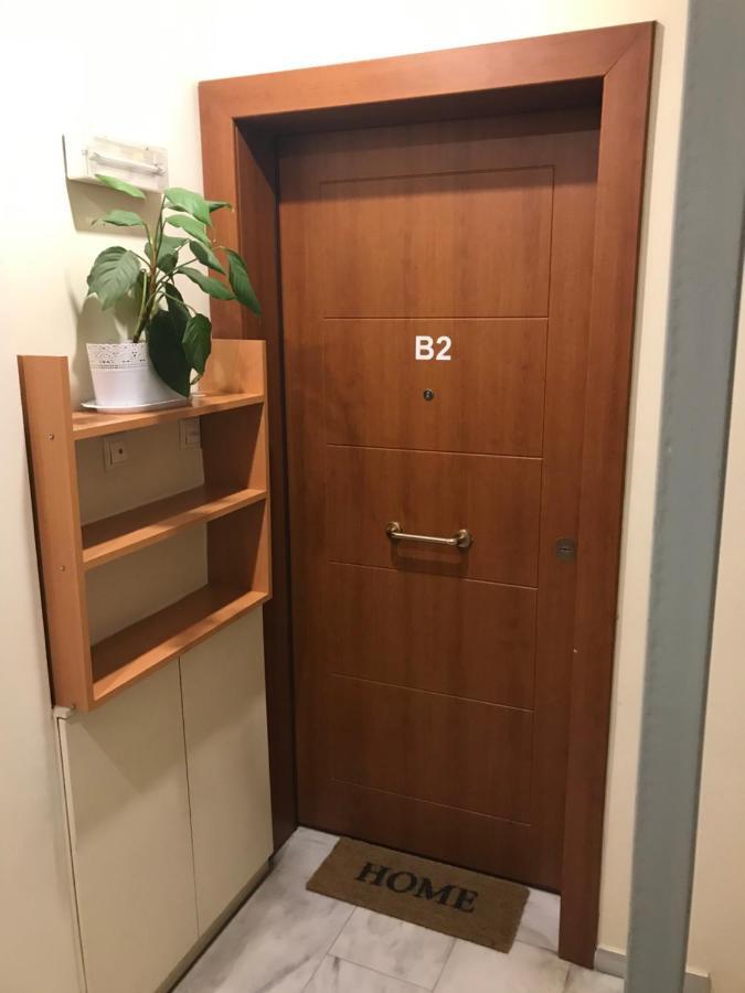 Cozy Studio Apartment In Pireus Екстер'єр фото